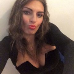 Sandra hledá milence na cesty