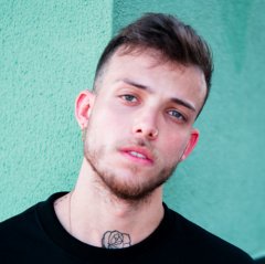 Franta chce flirtovat